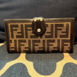 Fendi wallet